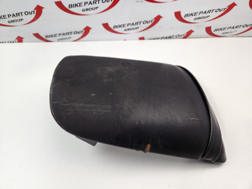 Pillion Seat Honda CBR900 RR Fireblade 00-01 77300-MCJ-000 Pillion Seat Honda CBR900 RR Fireblade 00-01 77300-MCJ-000