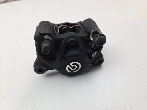 Rear brake caliper Triumph Speed Triple 1200 RR RS T2027035 Rear brake caliper Triumph Speed Triple 1200 RR RS T2027035