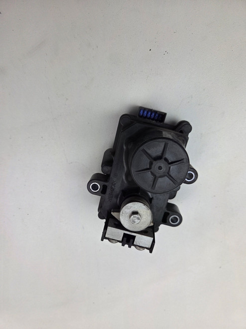 Exhaust actuator servo motor Triumph Speed Triple 1200 RR RS T2206677 Exhaust actuator servo motor Triumph Speed Triple 1200 RR RS T2206677