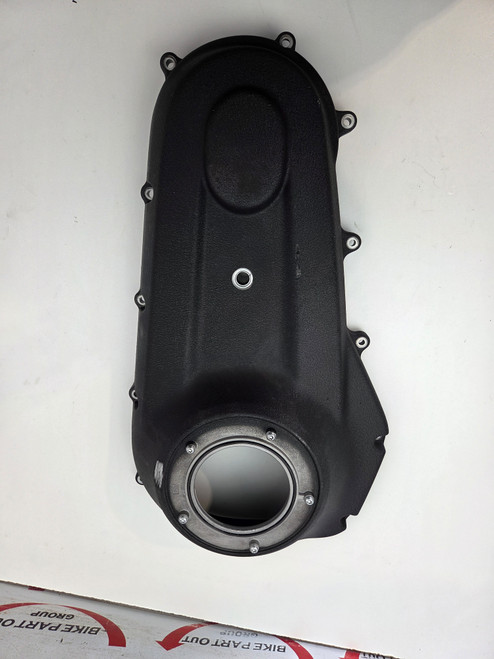 Outer primary cover mid mount Harley Davidson M8 Softail low rider street bob 25700941 Outer primary cover mid mount Harley Davidson M8 Softail low rider street bob 25700941