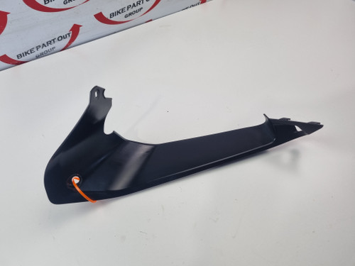 RH Radiator cover Ducati Supersport 939 S 950 17-24 48018752A RH Radiator cover Ducati Supersport 939 S 950 17-24 48018752A