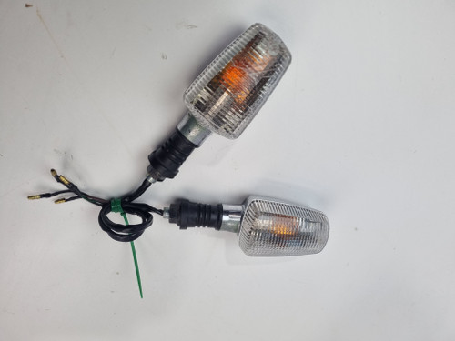 Front blinker pair Yamaha XJR1300 07-16 5UX-83310-00