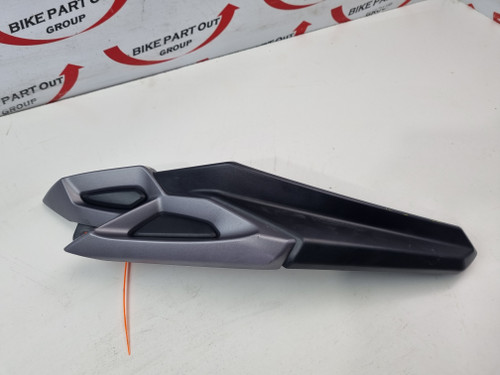 RH Cockpit screen panel Triumph Tiger 800 XC XCx XCA XR XRT XRx 11-17 T2305307