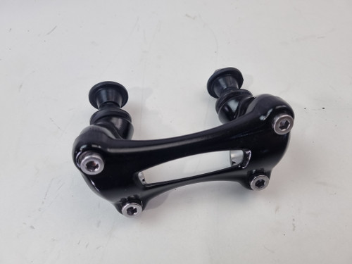 Handlebar clamps risers Triumph Street Scrambler 900 T2042336 T2041236 Handlebar clamps risers Triumph Street Scrambler 900 T2042336 T2041236