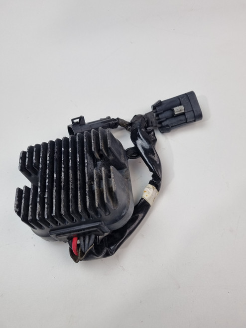 OEM Rectifier Regulator Indian Chief Chieftain Roadmaster Springfield 14-24 4019661 OEM Rectifier Regulator Indian Chief Chieftain Roadmaster Springfield 14-24 4019661