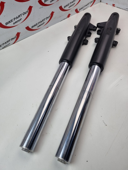 Front forks Indian Chieftain Roadmaster Springfield 16-24 1824021-463