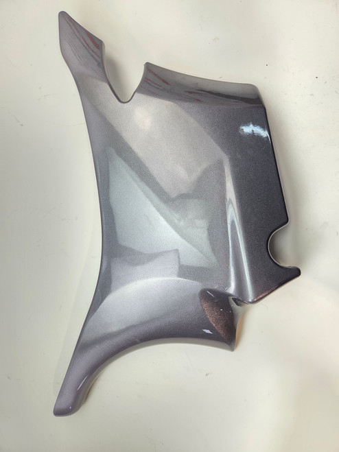 LH Upper Side cover Indian Chief Chieftain Springfield Roadmaster 16-21 5455671 5450242 LH Upper Side cover Indian Chief Chieftain Springfield Roadmaster 16-21 5455671 5450242