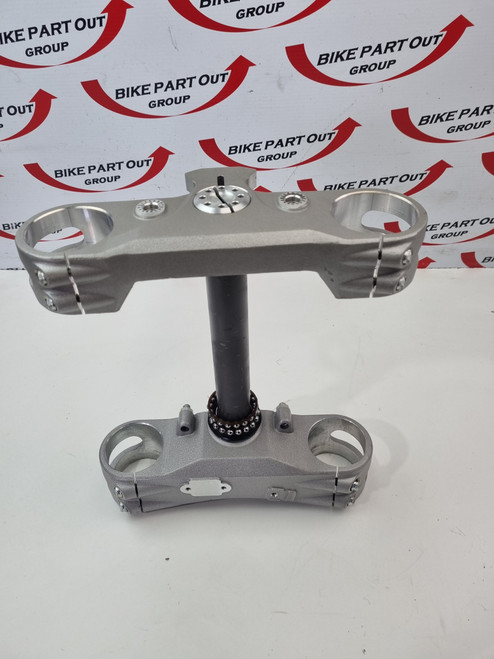 Triple clamps Ducati Multistrada 1260 Enduro 2020 34111681AA 34221141AA Triple clamps Ducati Multistrada 1260 Enduro 2020 34111681AA 34221141AA