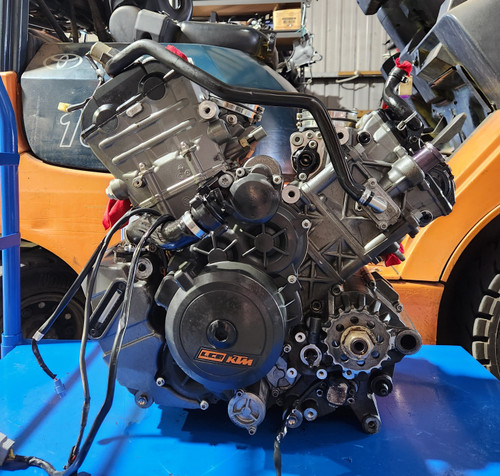 Motor engine KTM 1190 Adventure R 45000km www.youtube.com/shorts/7eWrLHzjpAU