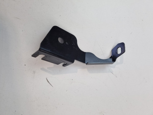 RH Closeout bracket radio antenna mount Indian Chieftain Challenger Springfield 1023750-329