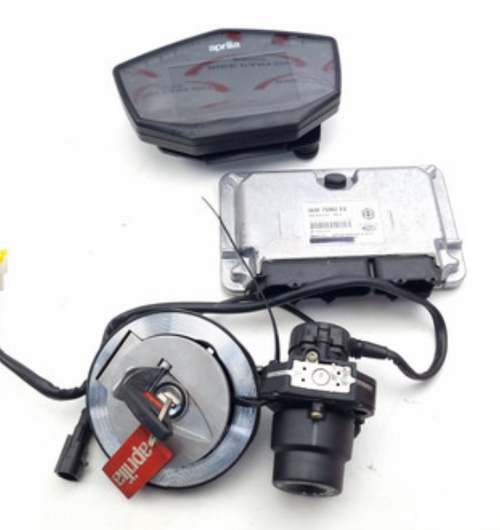 Coded CDI ECU Ignition lock key set TFT Screen Aprilia Tuono 1100 2019 2D000505