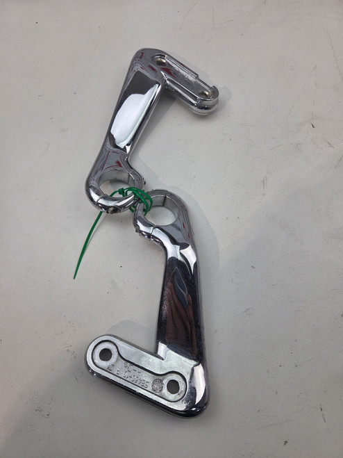 Frame Fairing support bracket pair Harley Davidson Road Electra street glide 58460-10 58454-10