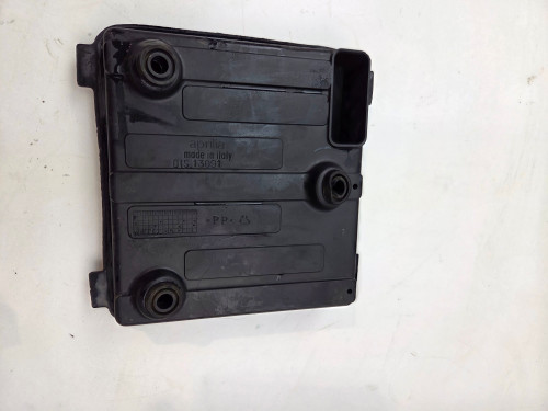 ECU Box Aprilia Tuono 1000 R V2 02-05 RSV1000 98-03 AP8138776