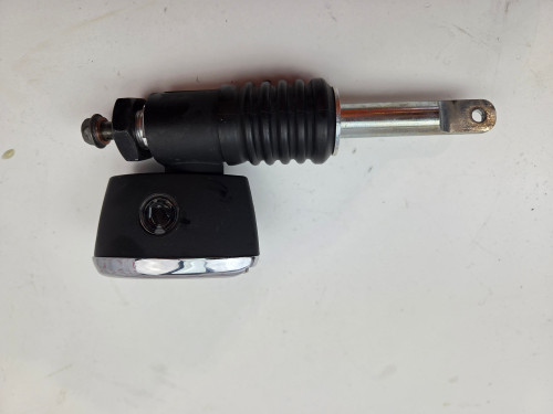 Rear Brake master cylinder Indian Springfield Chieftain Chief Roadmaster 14-17 2205153 Rear Brake master cylinder Indian Springfield Chieftain Chief Roadmaster 14-17 2205153
