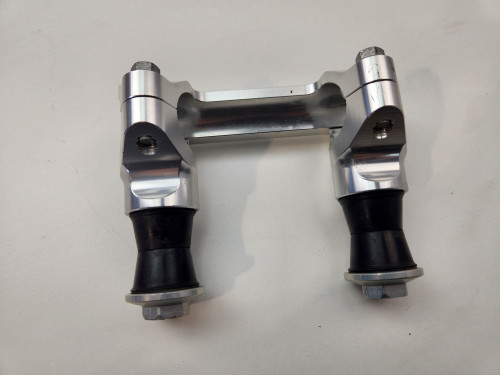 Handlebar Riser Clamps Husqvarna Enduro 701 16-24 27008054000ABA