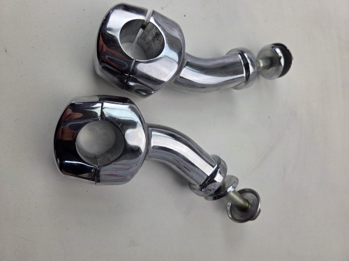 Bar Clamps Risers Harley Davidson Softail Deluxe Heritage Fatboy 05-17 55900292 Bar Clamps Risers Harley Davidson Softail Deluxe Heritage Fatboy 05-17 55900292