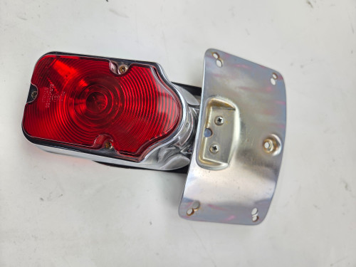 OEM Tail light Harley Davidson Softail Deluxe Rocker Night train 05-17 68281-05 OEM Tail light Harley Davidson Softail Deluxe Rocker Night train 05-17 68281-05