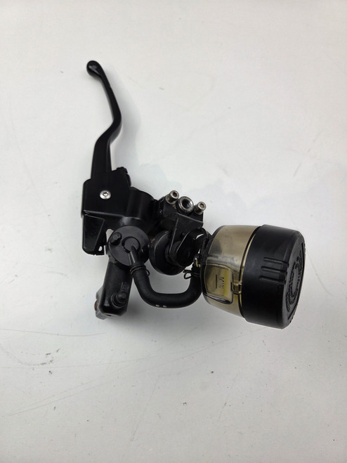 Front brake master cylinder ABS BMW F800GS F800 GS 07-11 32727727050 Front brake master cylinder ABS BMW F800GS F800 GS 07-11 32727727050