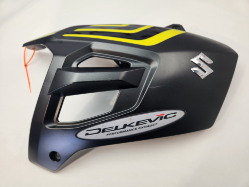 RH Fuel Tank Cover Suzuki V Strom DL1000 17-19 44191-31J01-YKV RH Fuel Tank Cover Suzuki V Strom DL1000 17-19 44191-31J01-YKV