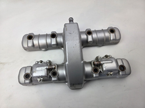 Cylinder head valve cover Honda CB1100 10-17 12300-MGC-000 Cylinder head valve cover Honda CB1100 10-17 12300-MGC-000