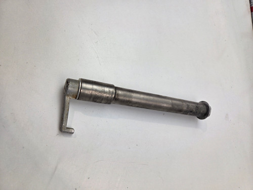 Front axle with pull handle Husqvarna Enduro 701 KTM 690 16-23 250 300 450 EXC 05-15 77309081100 Front axle with pull handle Husqvarna Enduro 701 KTM 690 16-23 250 300 450 EXC 05-15 77309081100