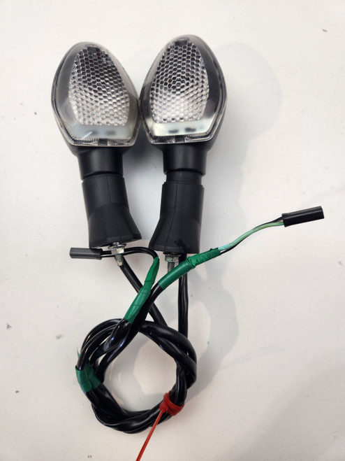 Front Rear Blinker Pair Suzuki GSXS1000 16-19 35601-08JB0 Front Rear Blinker Pair Suzuki GSXS1000 16-19 35601-08JB0