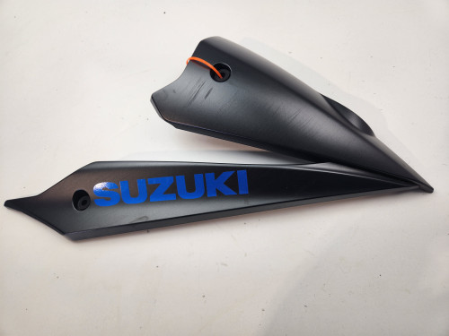 RH Rear Under Cowling Cover Suzuki GSXS1000 19 94470-04K00-4TX RH Rear Under Cowling Cover Suzuki GSXS1000 19 94470-04K00-4TX