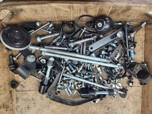 Chassis Bits And Bolts Suzuki GSXS1000 18-19 Chassis Bits And Bolts Suzuki GSXS1000 18-19