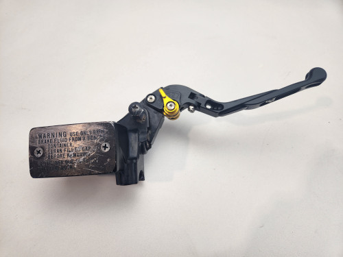 Front Brake Master Cylinder Suzuki DL650 V Strom 17-25 59600-10G50 Front Brake Master Cylinder Suzuki DL650 V Strom 17-25 59600-10G50