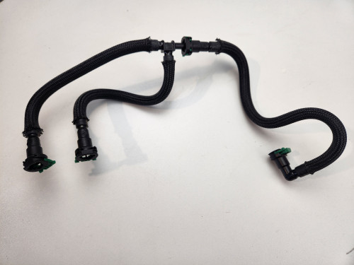 Fuel Line Hose Pipe Suzuki DL650 V Strom 17-25 15820-28K00 Fuel Line Hose Pipe Suzuki DL650 V Strom 17-25 15820-28K00