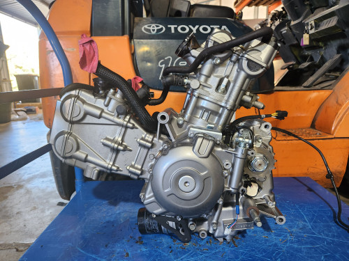 Motor Engine Suzuki DL650 V Strom 21 Motor Engine Suzuki DL650 V Strom 21
