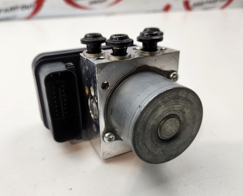ABS Control Unit Pump Module Yamaha MT-09 Tracer 19-21 B50-85930-08 ABS Control Unit Pump Module Yamaha MT-09 Tracer 19-21 B50-85930-08