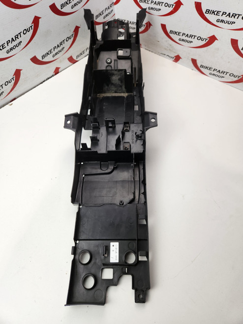 Under Seat Tray Yamaha MT09 Tracer 18-20 B5C-8212B-00 Under Seat Tray Yamaha MT09 Tracer 18-20 B5C-8212B-00