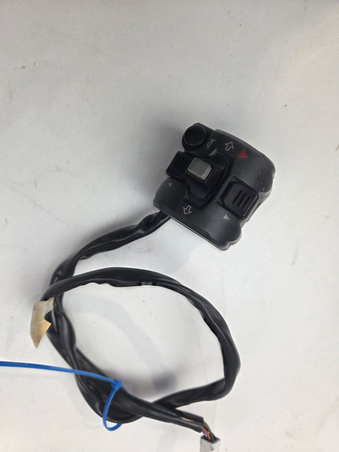 LH Switch Ducati Multistrada 1200 S 13-14 1199 899 Panigale 14-15 65110131A LH Switch Ducati Multistrada 1200 S 13-14 1199 899 Panigale 14-15 65110131A