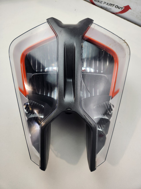 Headlight Damaged KTM 1290 Super Adventure S 21-22 Super Adventure R 21-24 61914001000 Headlight Damaged KTM 1290 Super Adventure S 21-22 Super Adventure R 21-24 61914001000