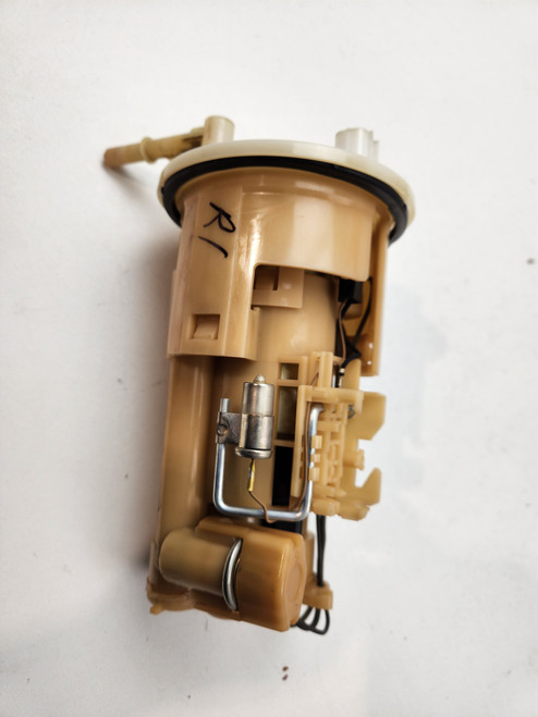 Fuel Pump Yamaha YZF-R1 R1 07-08 YZF-R6 08-10 4C8-13907-04 Fuel Pump Yamaha YZF-R1 R1 07-08 YZF-R6 08-10 4C8-13907-04