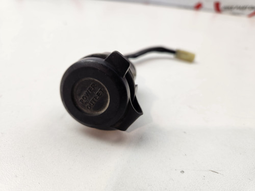 Power Outlet Yamaha XT1200Z XT1200 Z Super Tenere 10-16 23P-8254B-00 Power Outlet Yamaha XT1200Z XT1200 Z Super Tenere 10-16 23P-8254B-00