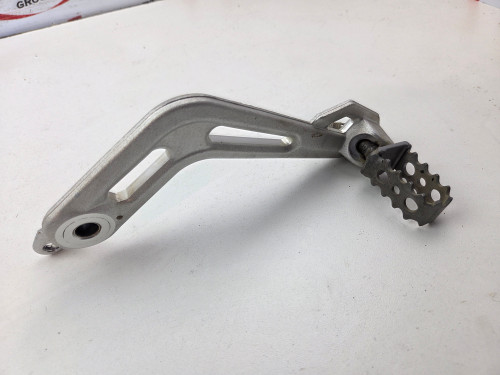 Rear brake pedal Triumph Tiger 900 Rally Pro T2025546 Rear brake pedal Triumph Tiger 900 Rally Pro T2025546