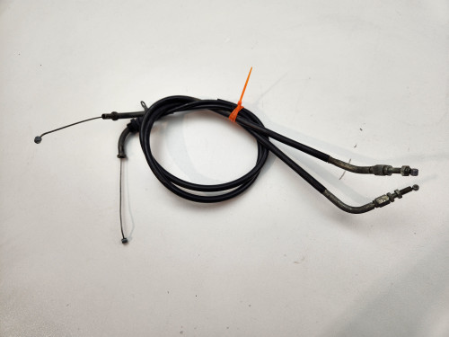 Throttle Cables Suzuki Bandit GSF1200 S 01-05 58300-32F10 Throttle Cables Suzuki Bandit GSF1200 S 01-05 58300-32F10