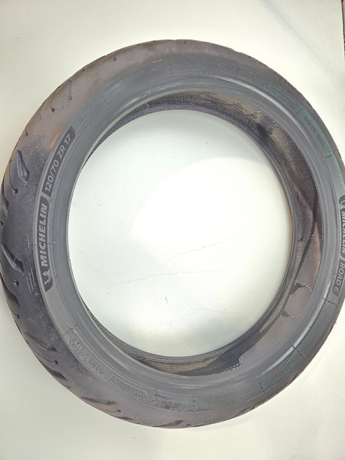 Michelin Road 6 120/70 ZR17 Front Tyre