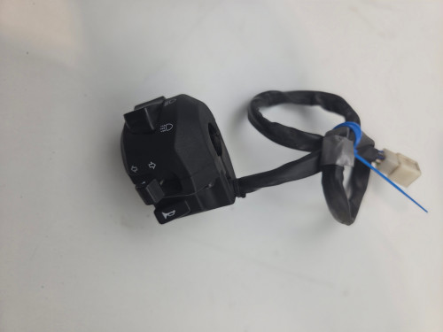 LH Switch Moto Guzzi V7 850 APAC  21-22 2D000768