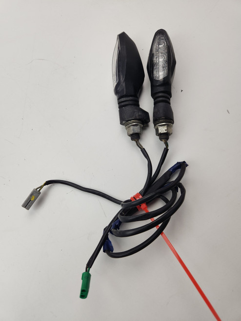 Rear Blinker Pair KTM 390 Duke 17-23 90514035100