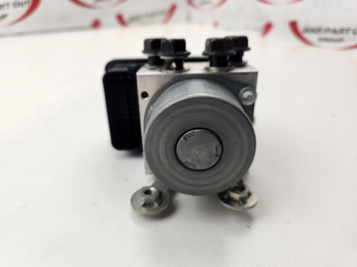 ABS Pump Module Yamaha MT10 MT-10 21 B67-85930-08