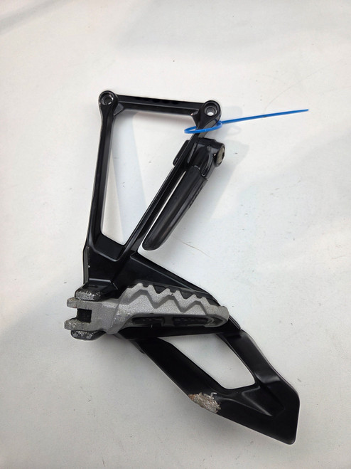 LH Pillion Foot peg Ducati Multistrada 1200 S 12-14 82411703AA