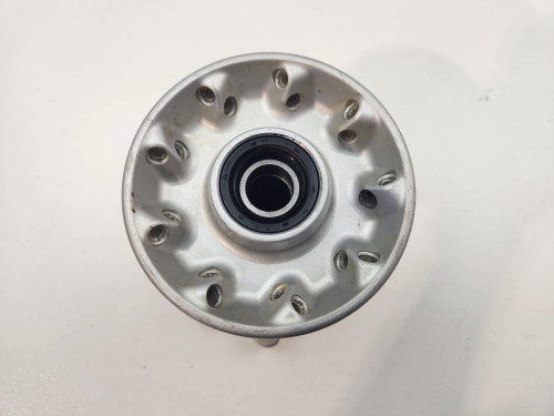 Front Wheel Hub Honda CRF300L CRF 21-25 44635-KZZ-J00 - Bike Part Out