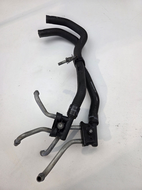 Radiator hose pipes head Harley Davidson Tourer 14-16 26900028 26900027