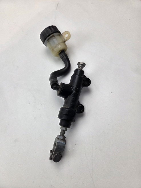 Rear brake master cylinder Triumph Thunderbird 1600 1700 Storm T2024076