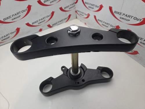 Triple clamps upper lower yoke Triumph Thunderbird 1600 1700 Storm T2049234 T2049231