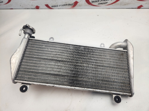 Upper Radiator water cooler Ducati Streetfighter V2 22-25 Panigale V2 20-25 54841201A