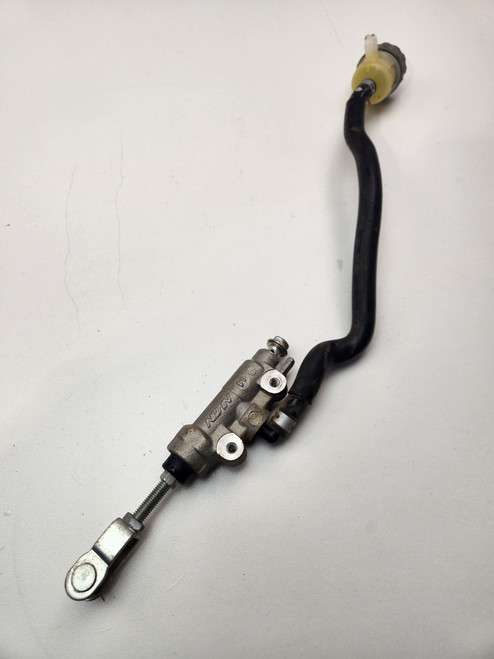 Rear Brake Master Cylinder Suzuki DRZ250 DRZ 250 01-18 69600-13E00